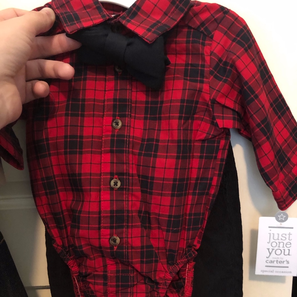 Carter's newborn suit and pants